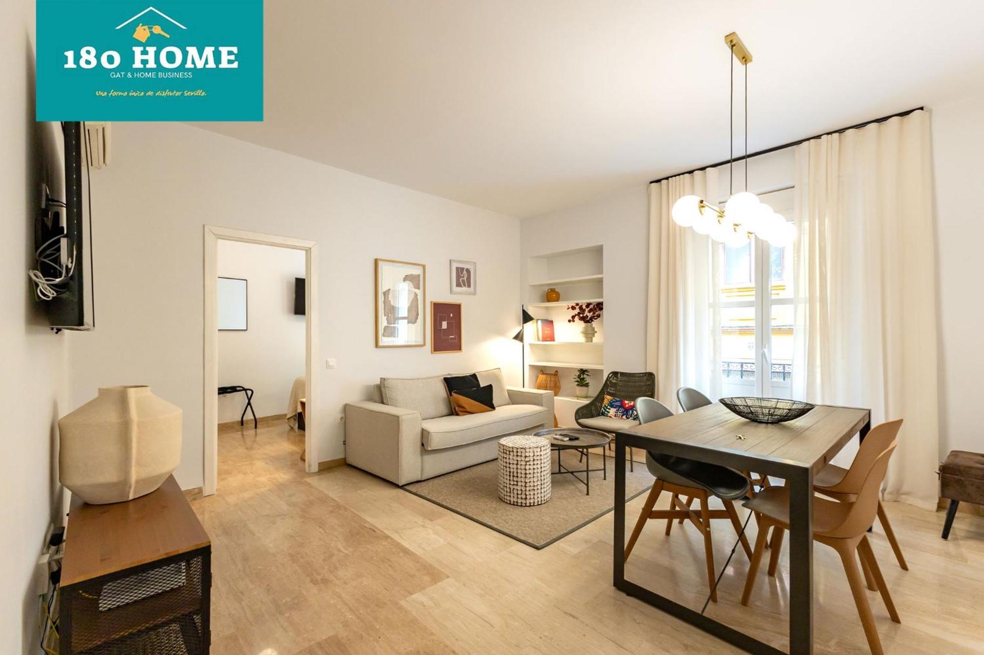 180 Home Goyeneta Luxury Seville Luaran gambar