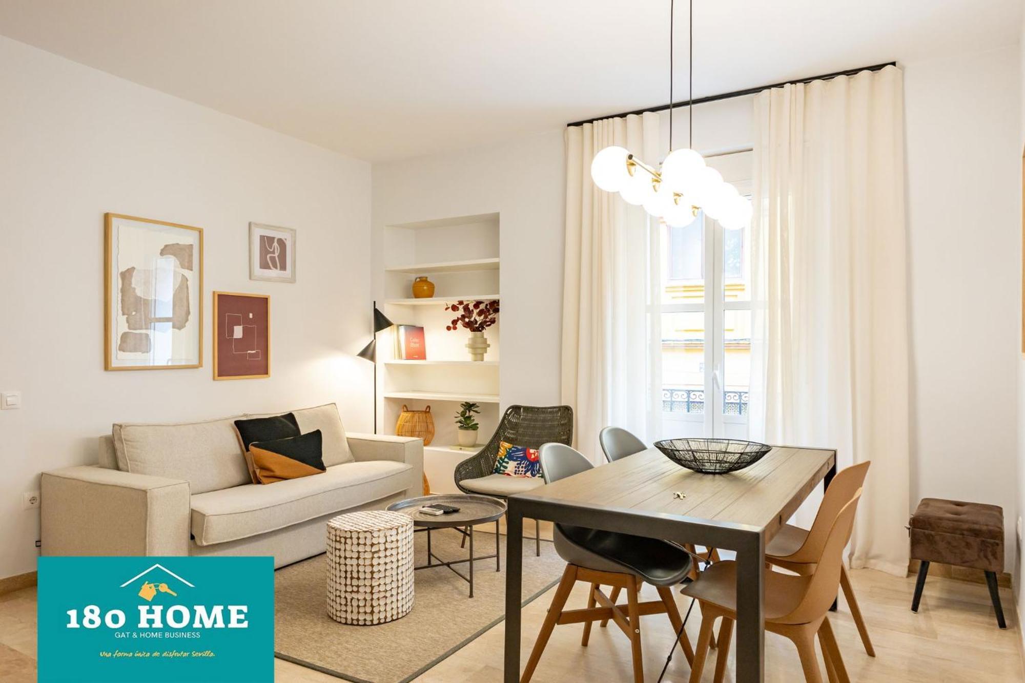 180 Home Goyeneta Luxury Seville Luaran gambar