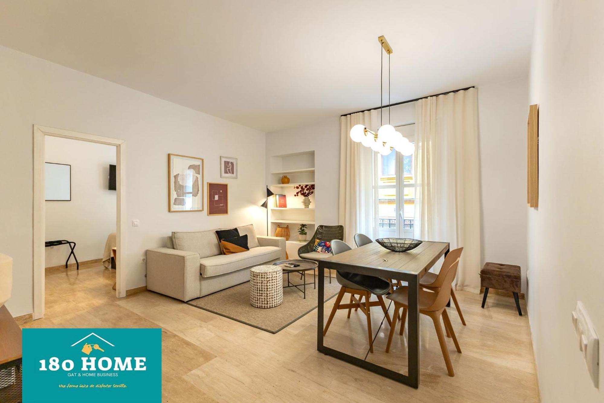 180 Home Goyeneta Luxury Seville Luaran gambar