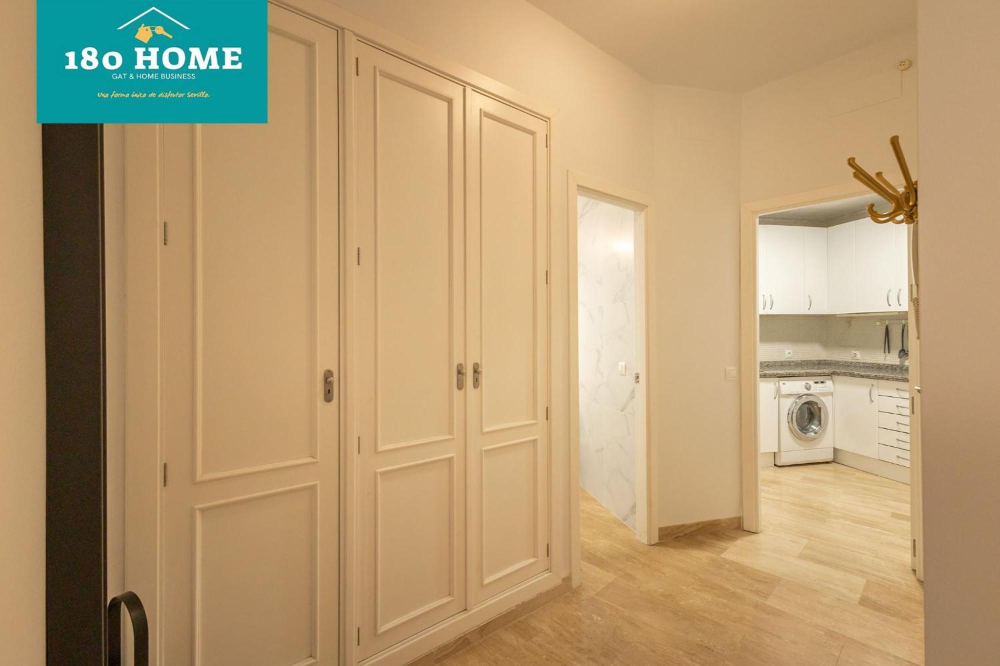 180 Home Goyeneta Luxury Seville Luaran gambar