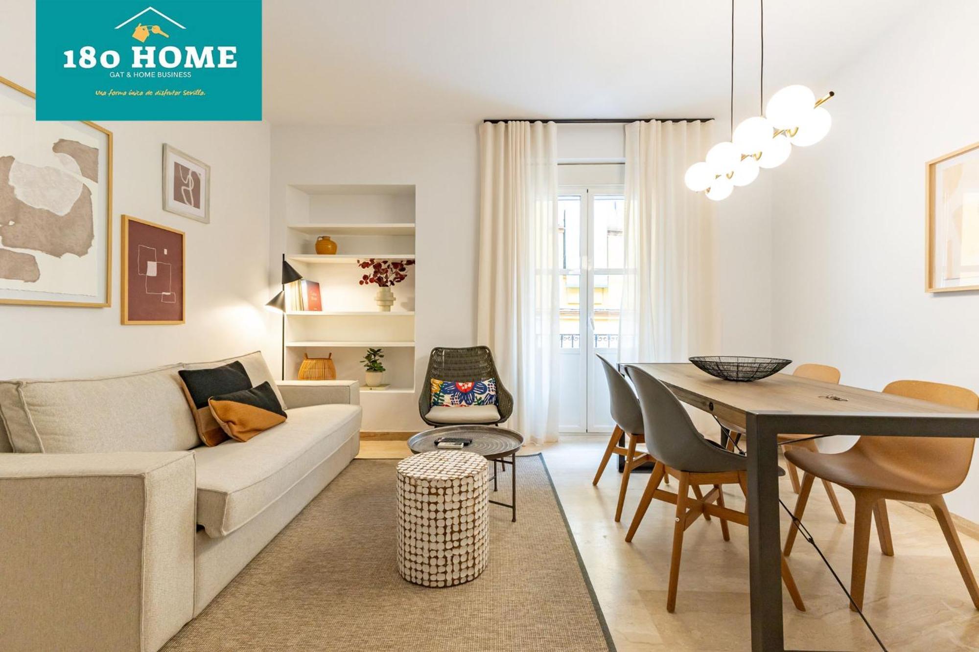180 Home Goyeneta Luxury Seville Luaran gambar
