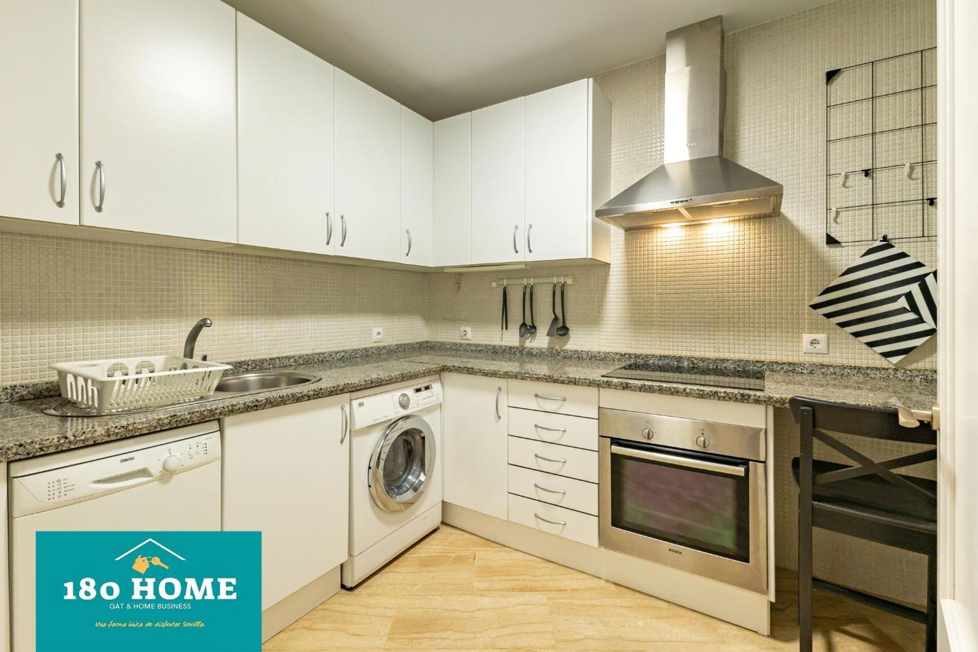 180 Home Goyeneta Luxury Seville Luaran gambar
