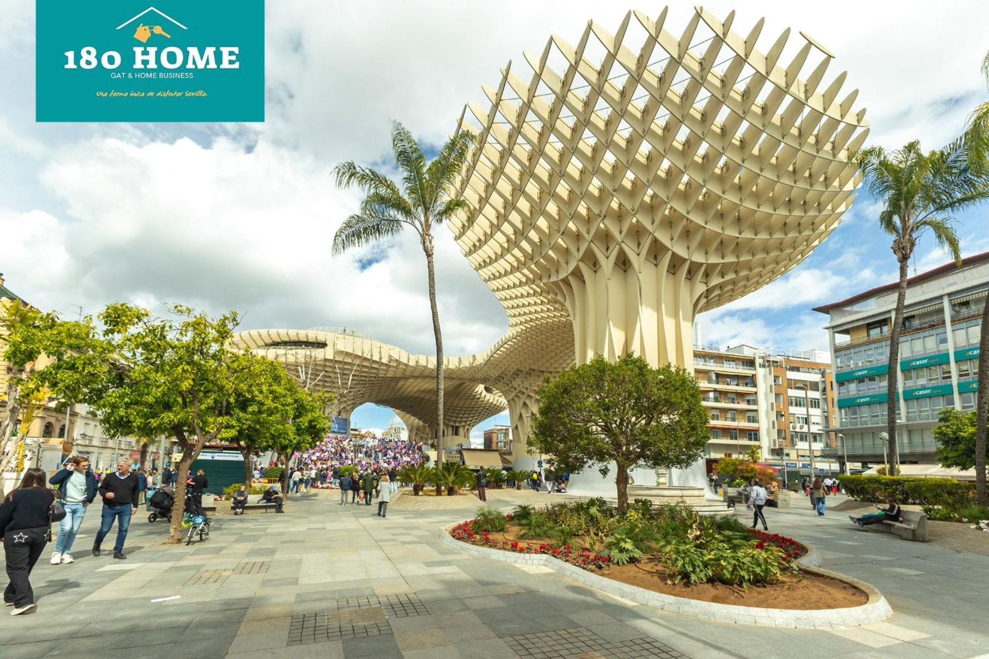 180 Home Goyeneta Luxury Seville Luaran gambar